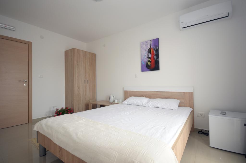 Apartments Vila Anastasia Budva Zimmer foto