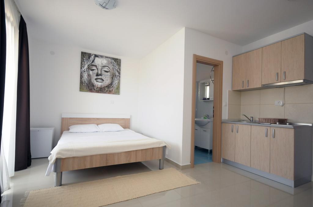 Apartments Vila Anastasia Budva Zimmer foto