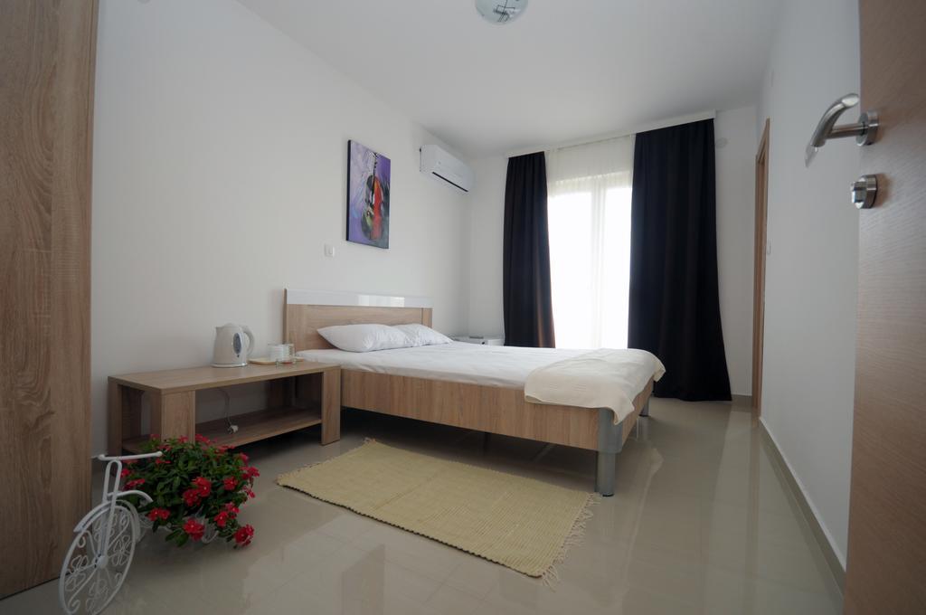 Apartments Vila Anastasia Budva Zimmer foto